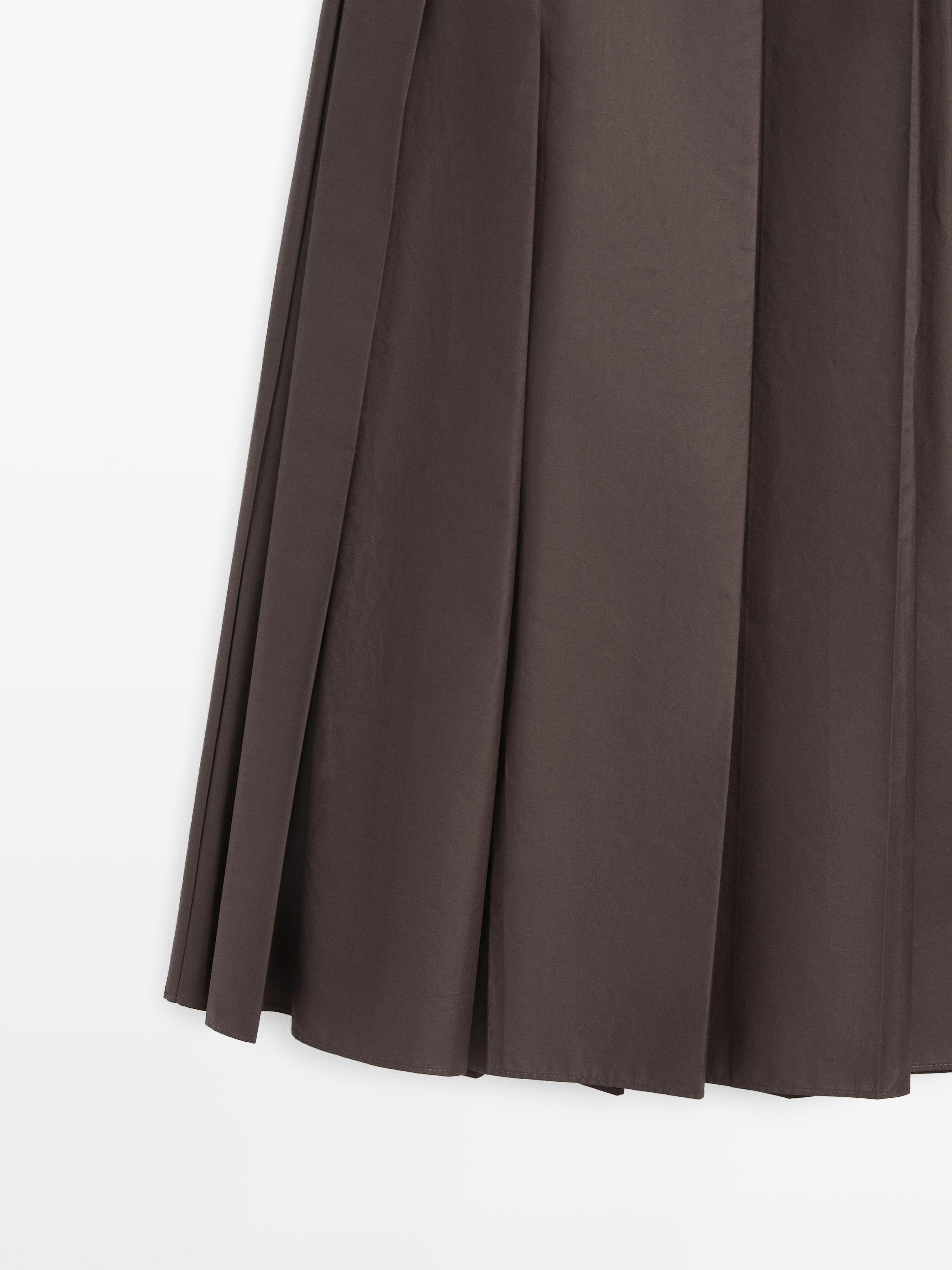 Box pleat technical fabric midi skirt