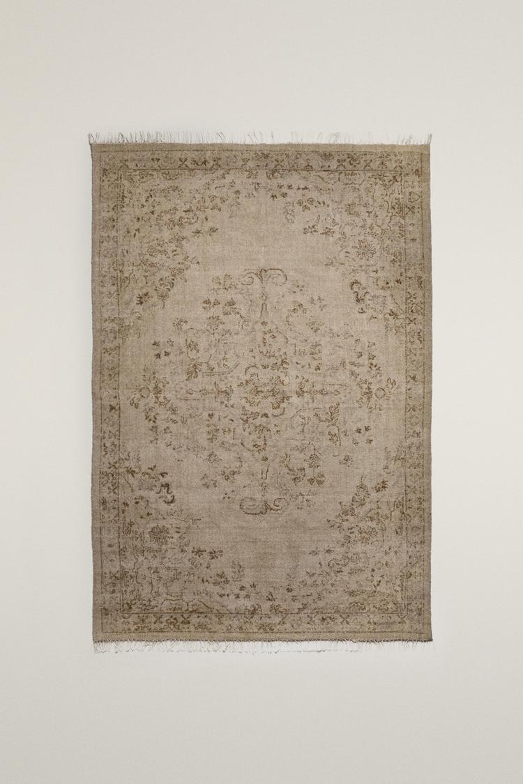 WOOL RUG WITH FLORAL PRINT — Ecru