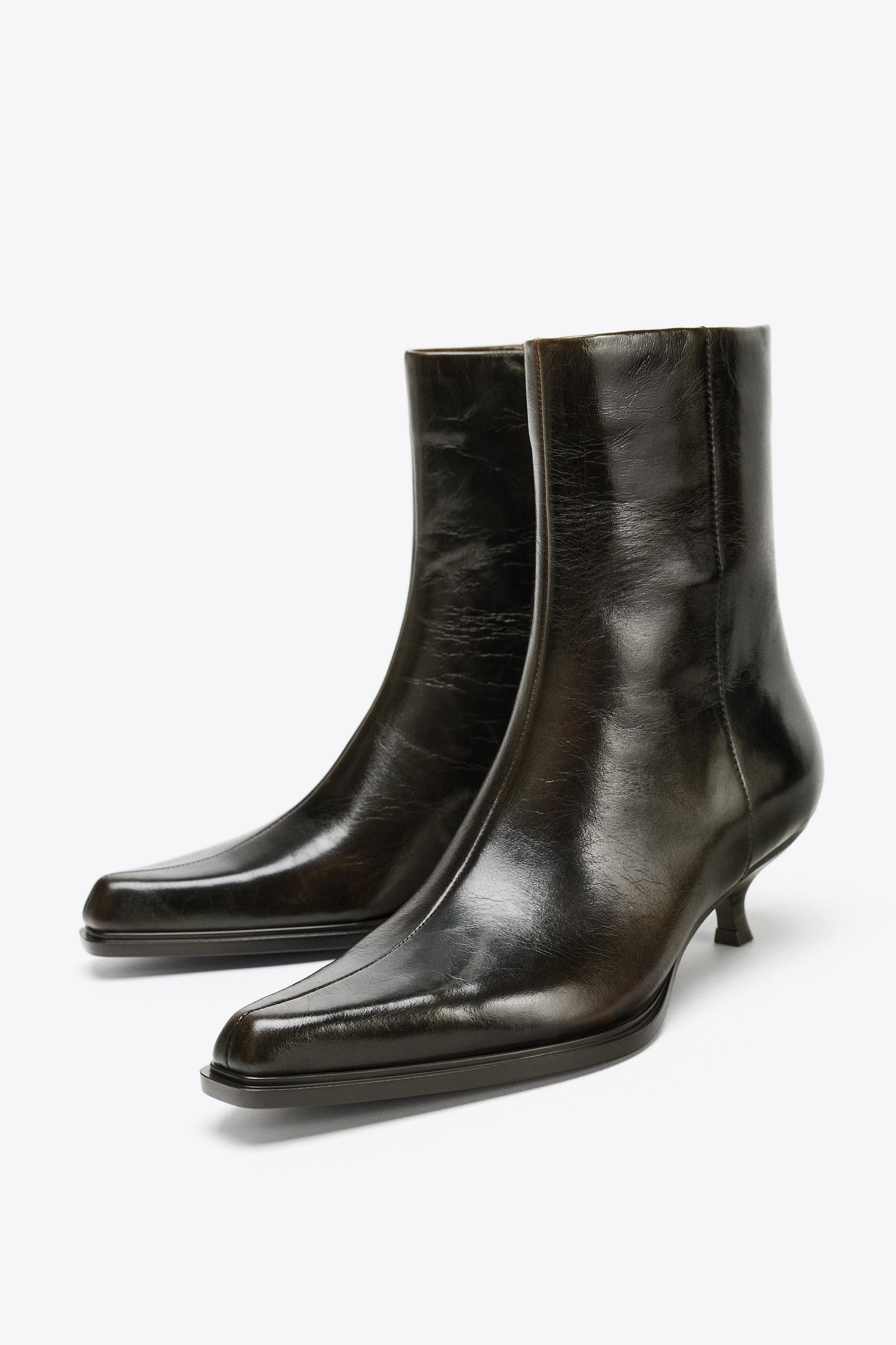 LEATHER KITTEN HEEL ANKLE BOOTS