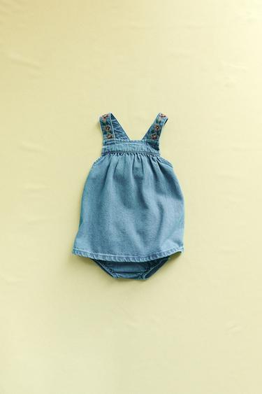 EMBROIDERED DENIM PINAFORE DRESS AND BLOOMERS - Blue by Zara