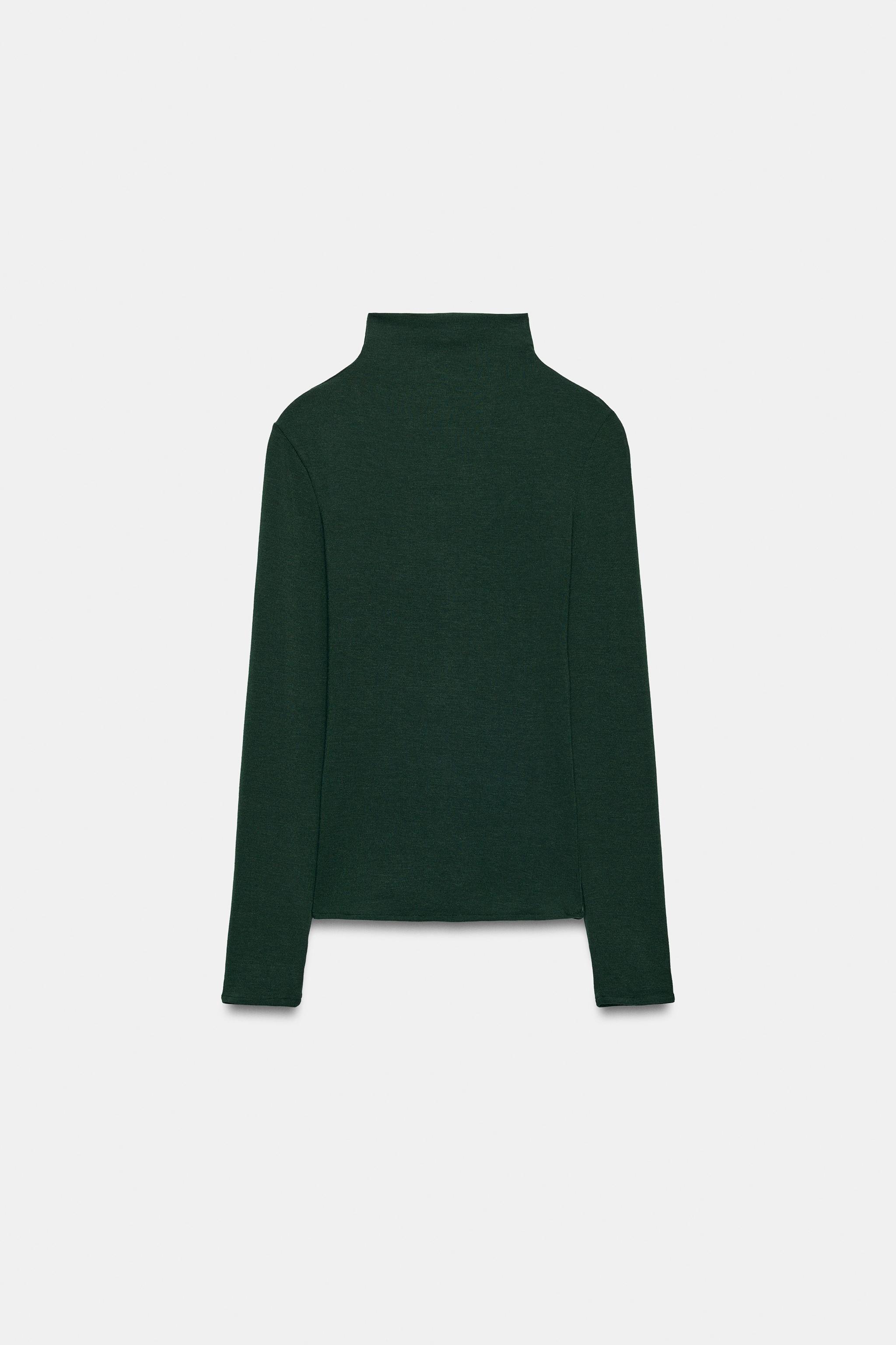 MOCK NECK T-SHIRT