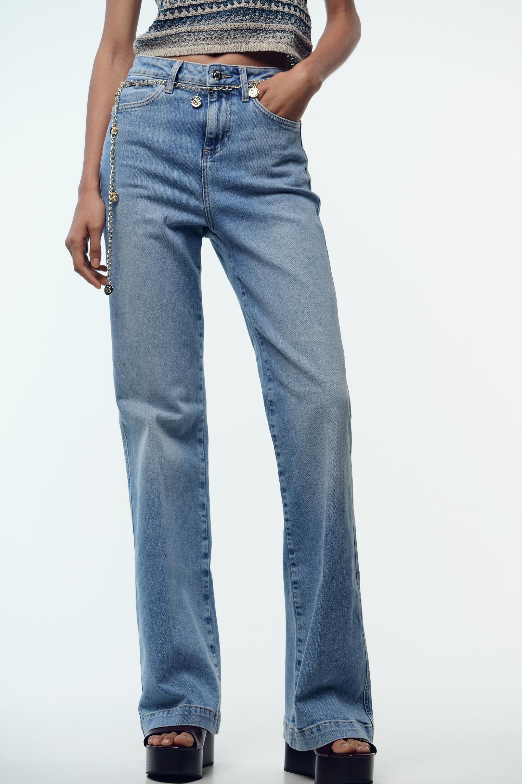【送料込】Chloe デニム製 ハイライズ フレア ジーンズ Chloé デニム製ハイライズ フレア ジーンズ | Chloé JP