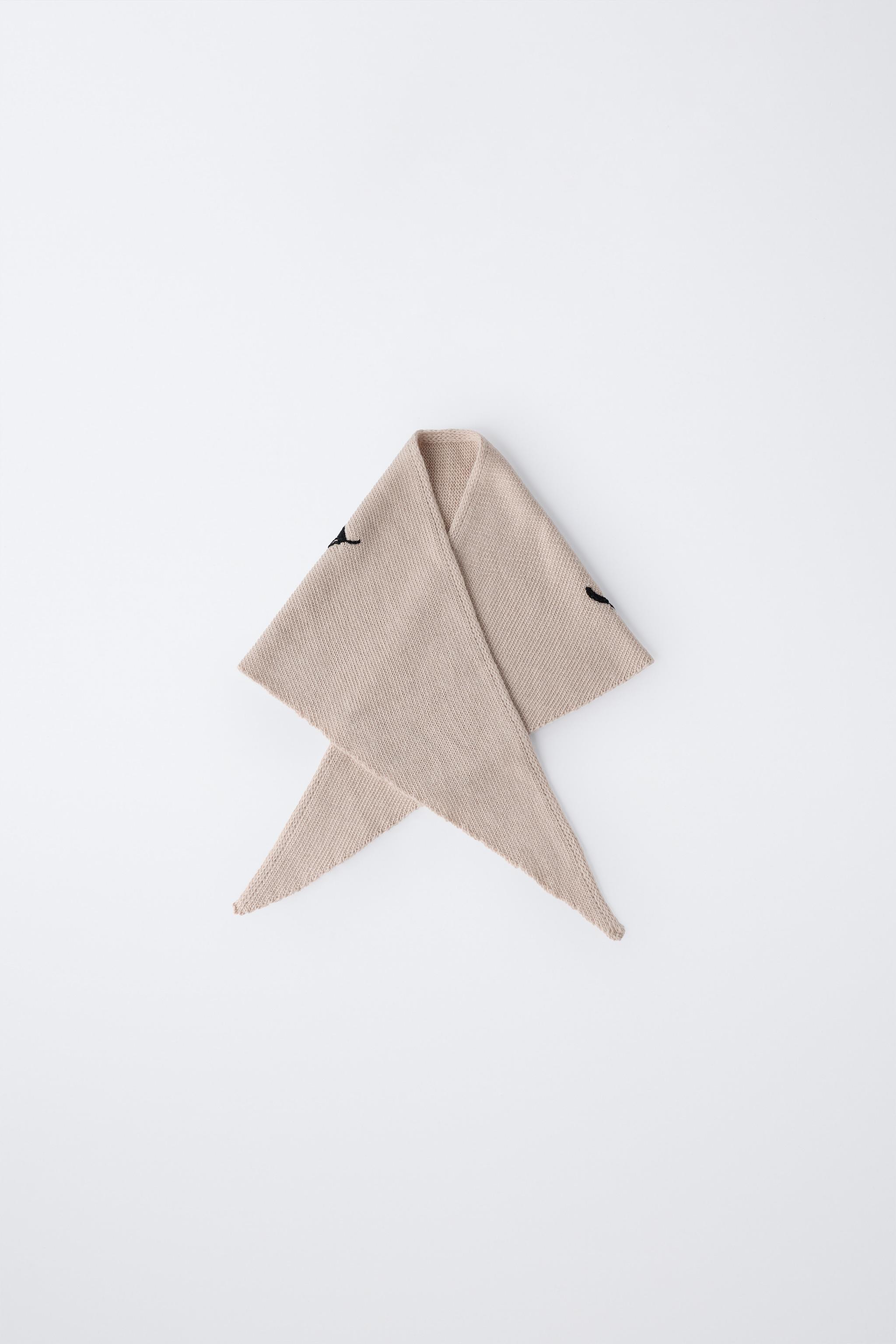 BANDANA EN MAILLE BRODÉE