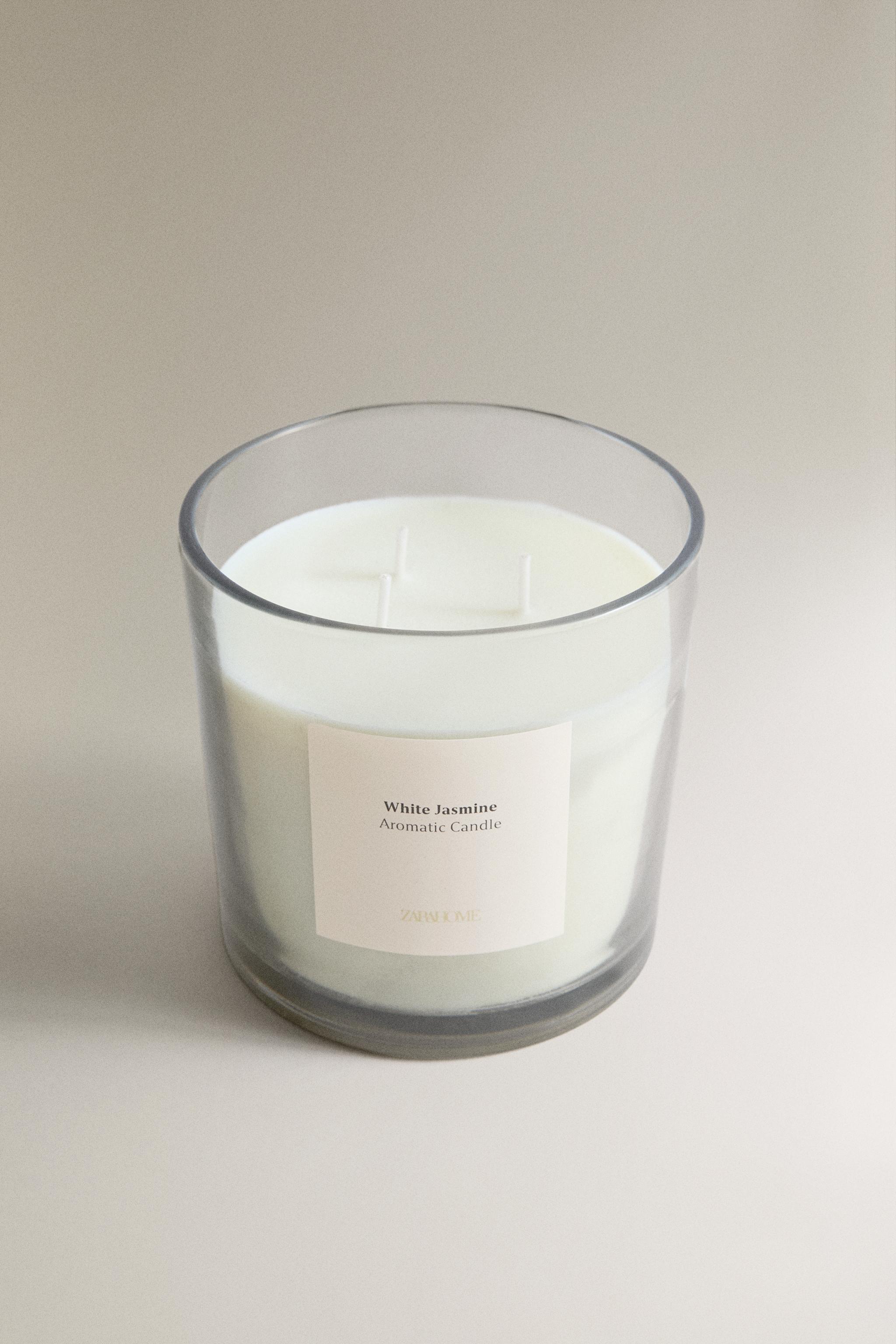 (620 G) WHITE JASMINE SCENTED CANDLE — White