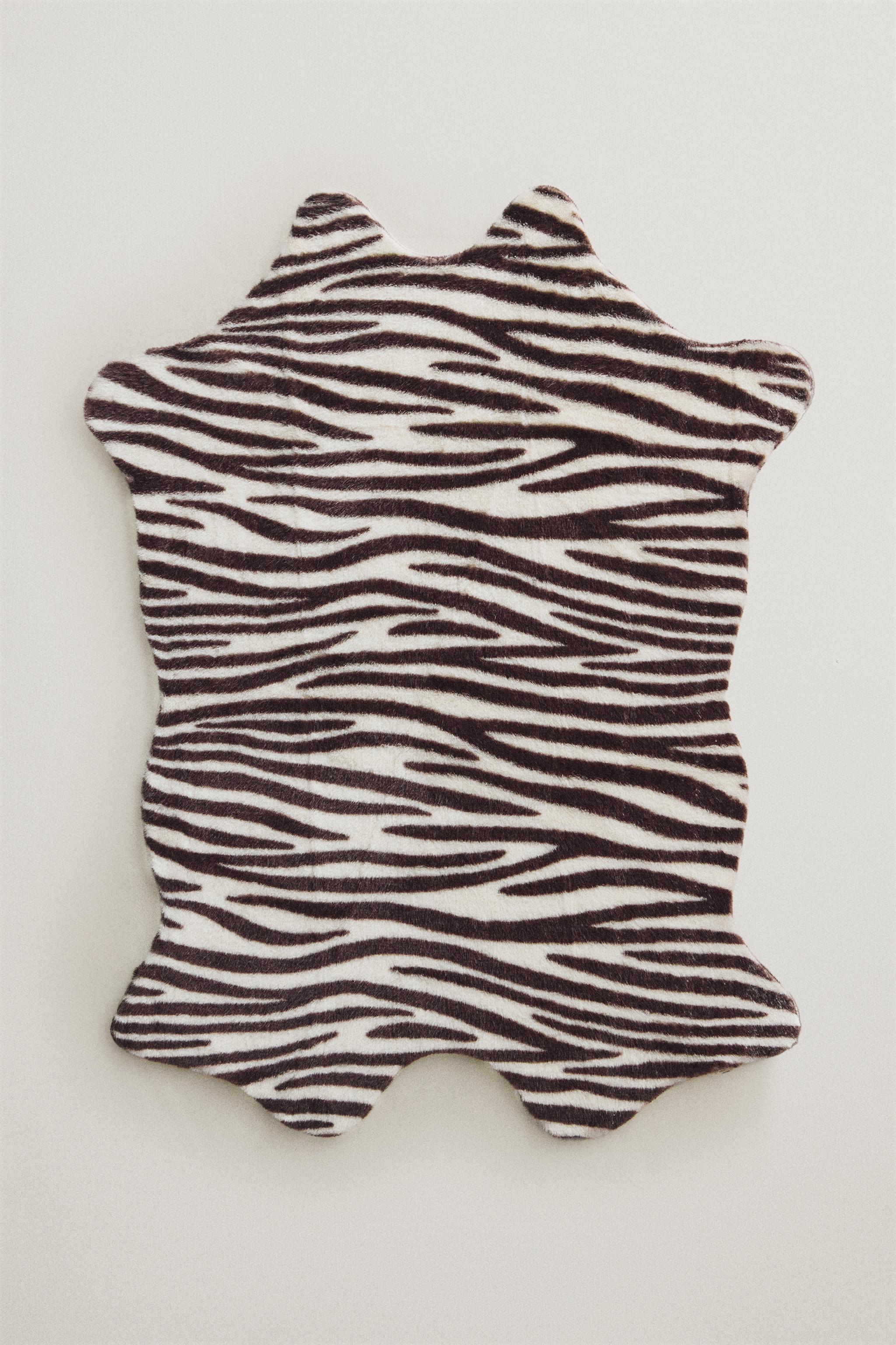 ZEBRA PRINT FUR BLANKET