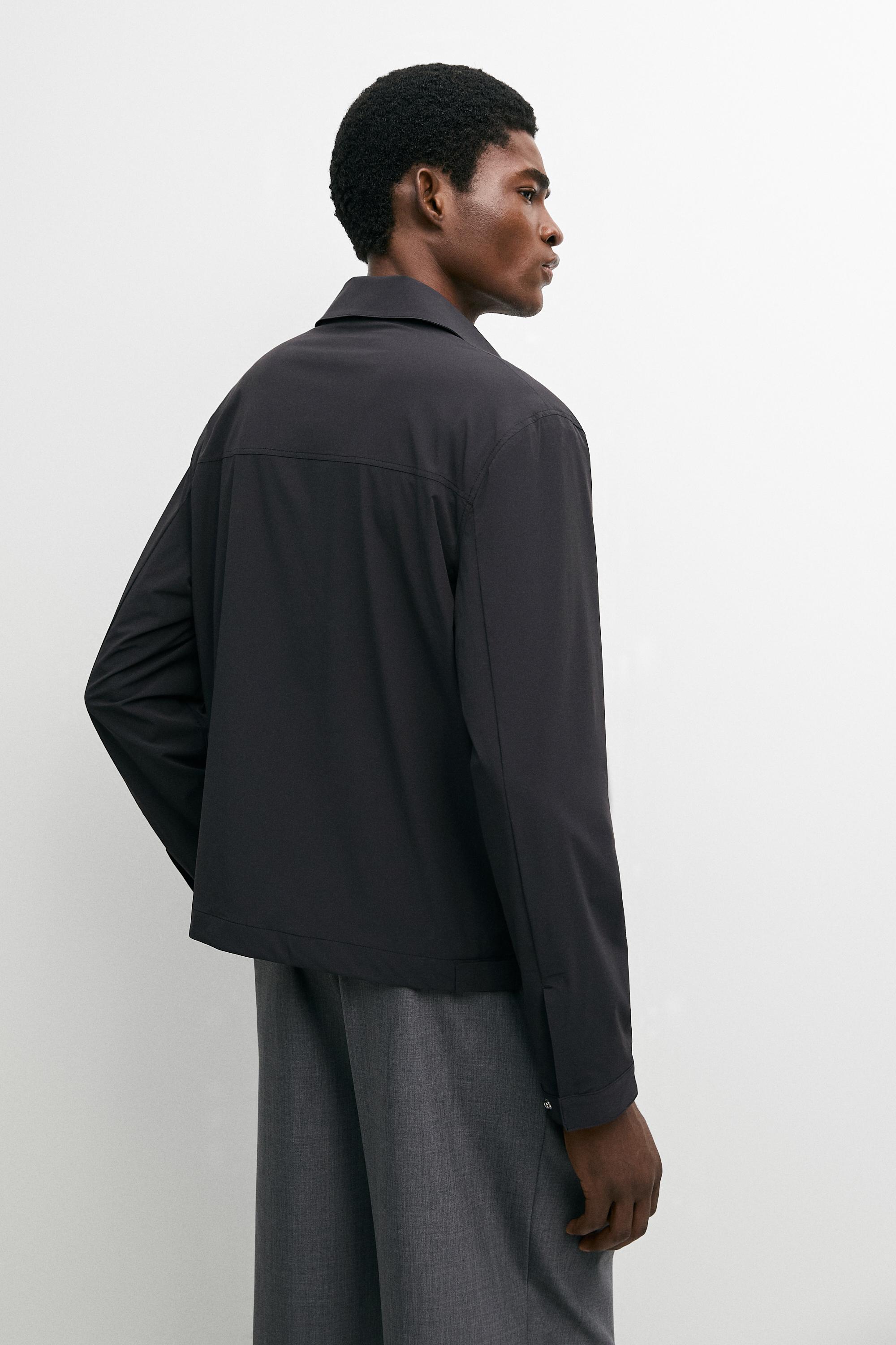 Lightweight short jacket