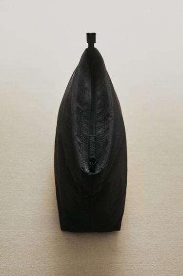 기능성 원단 파우치 - Zara 블랙