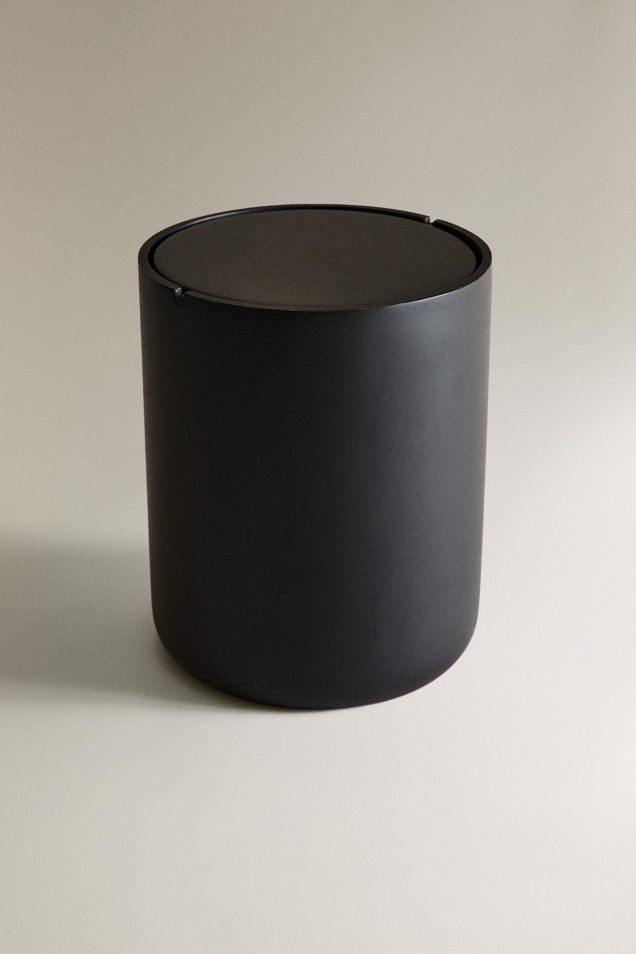 蓋付き ブラック 樹脂製ダストボックス - ブラック | ZARA Japan