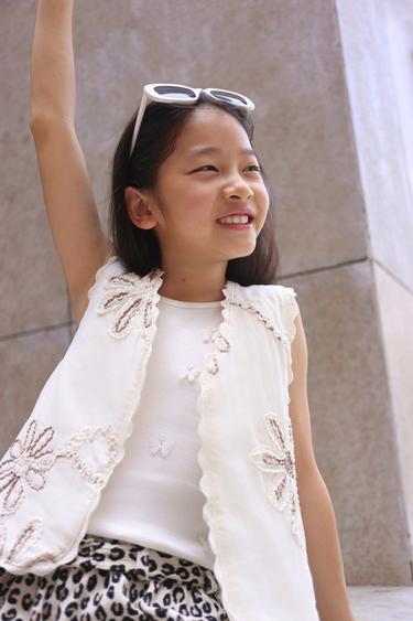 EMBROIDERED FLORAL WAISTCOAT - Ecru by Zara