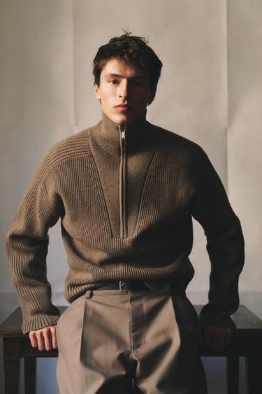 JERSEY PUNTO PERLADO CUELLO CREMALLERA - Marrón / Topo de Zara
