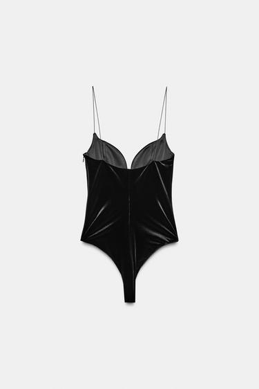 BODY TIRANTES TERCIOPELO - Negro de Zara
