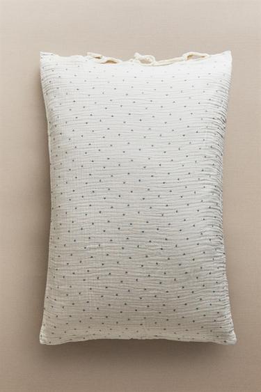 KIDS' DOTTED COTTON PILLOWCASE - Blue/White by Zara