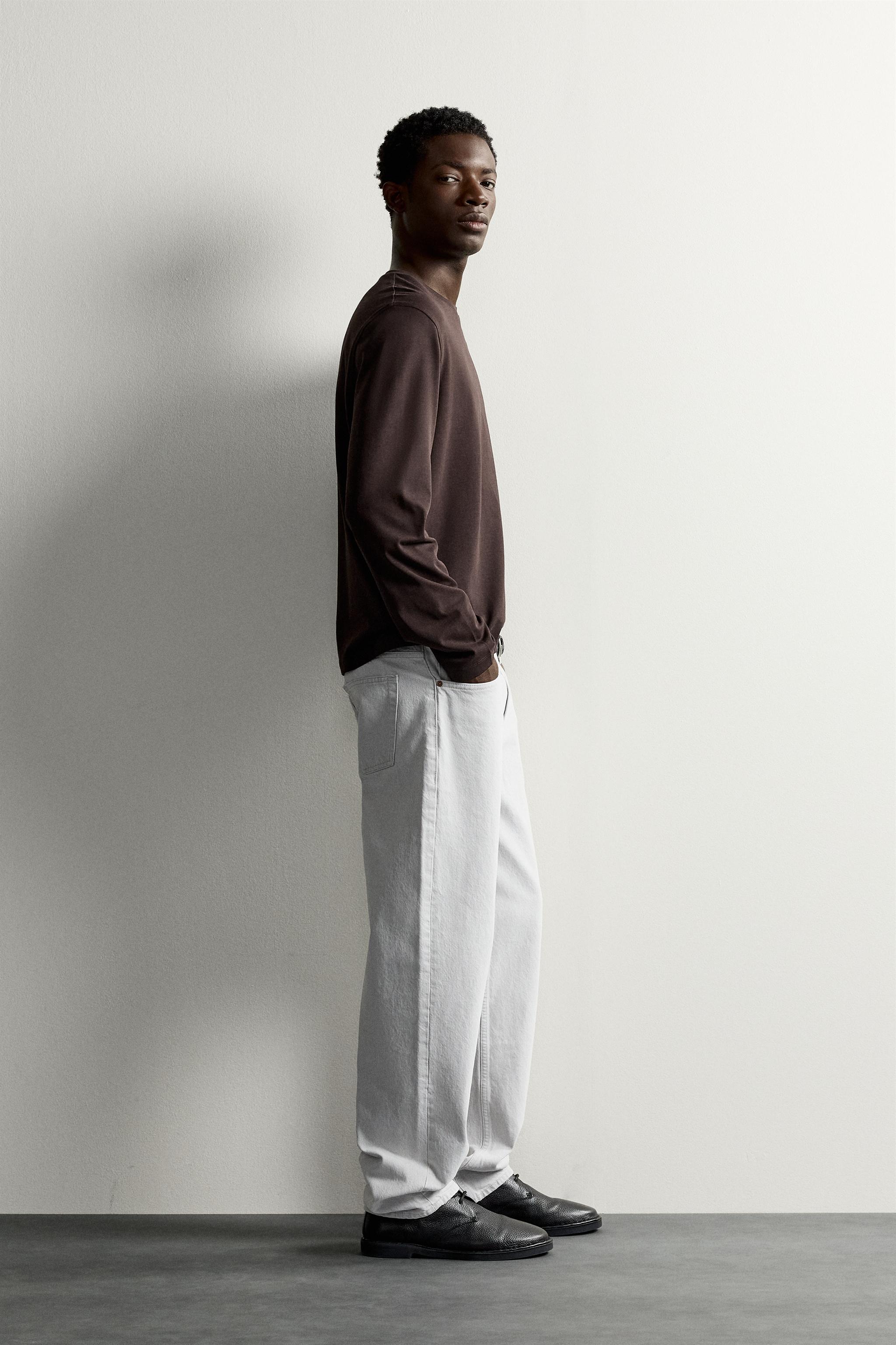 REGULAR FIT LONG-SLEEVE T-SHIRT