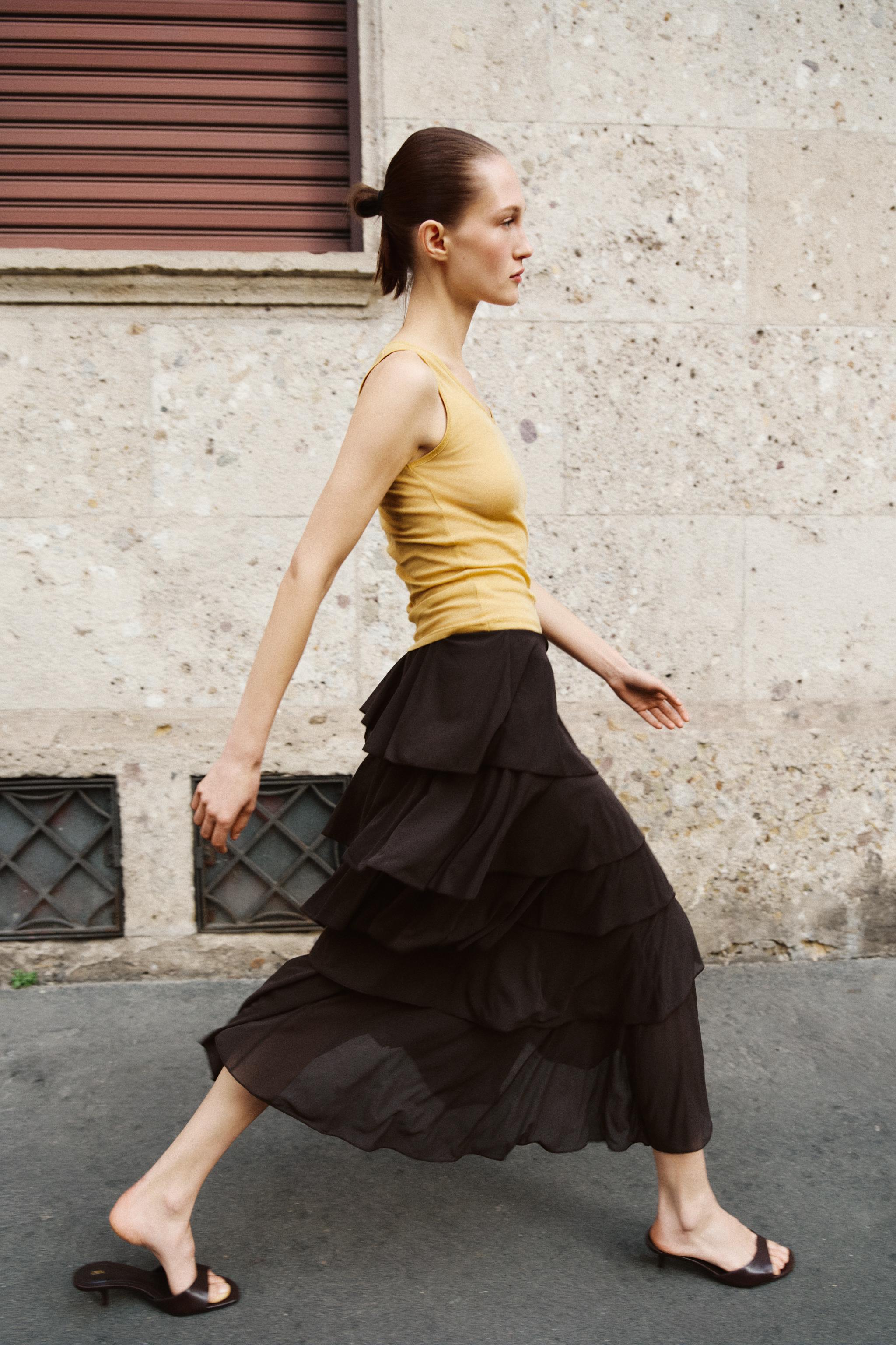 RUFFLED MIDI SKIRT