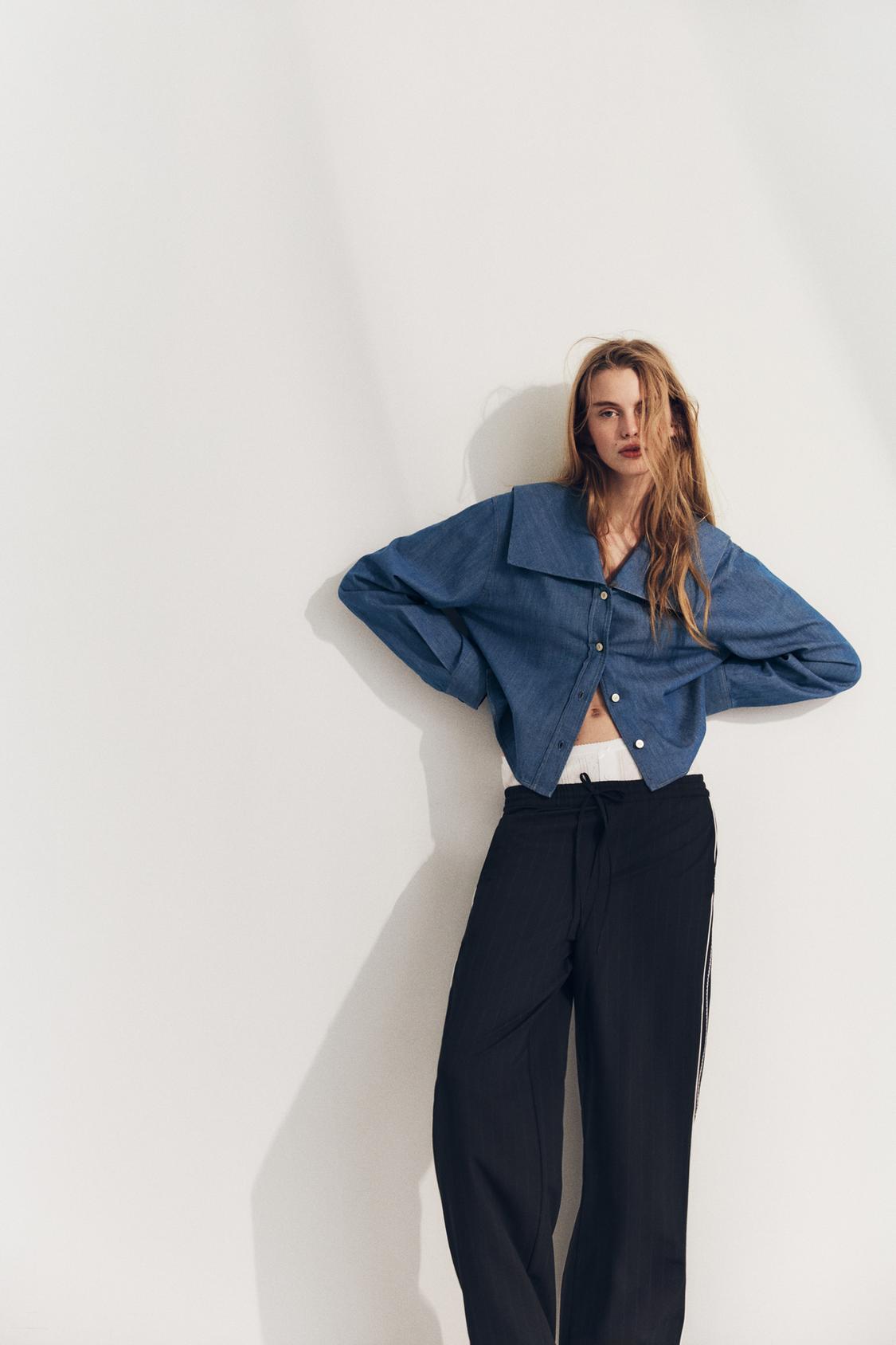DENIM-EFFECT PETER PAN COLLAR SHIRT