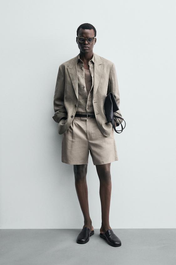 RELAXED FIT PLEATED SHORTS