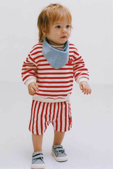 BERMUDY S JABLKOVOU NÁŠIVKOU - Bílá / Červená od Zara