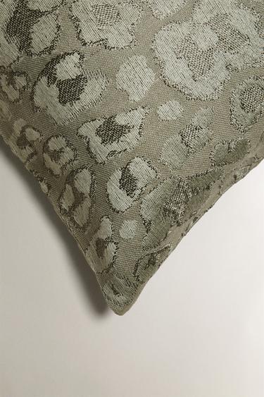 HOUSSE DE COUSSIN ANIMAL PRINT - Vert moyen de Zara - Image 2
