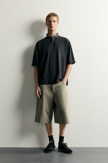 CAMISETA RELAXED FIT TEXTO - Negro de Zara - Imagen 0