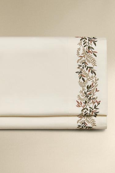 LENZUOLO DI SOPRA IN SATIN CON RICAMO A FOGLIE - Verde di Zara - Immagine 0