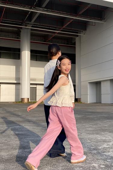 PACK DE TRÊS PRESILHAS COM CLIPE E LAÇOS - Rosas da Zara