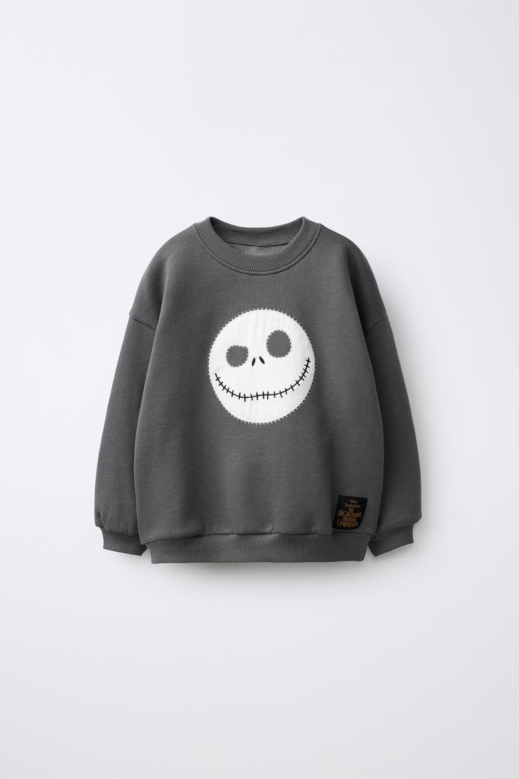 THE NIGHTMARE BEFORE CHRISTMAS © DISNEY EMBROIDERED SWEATSHIRT — Black
