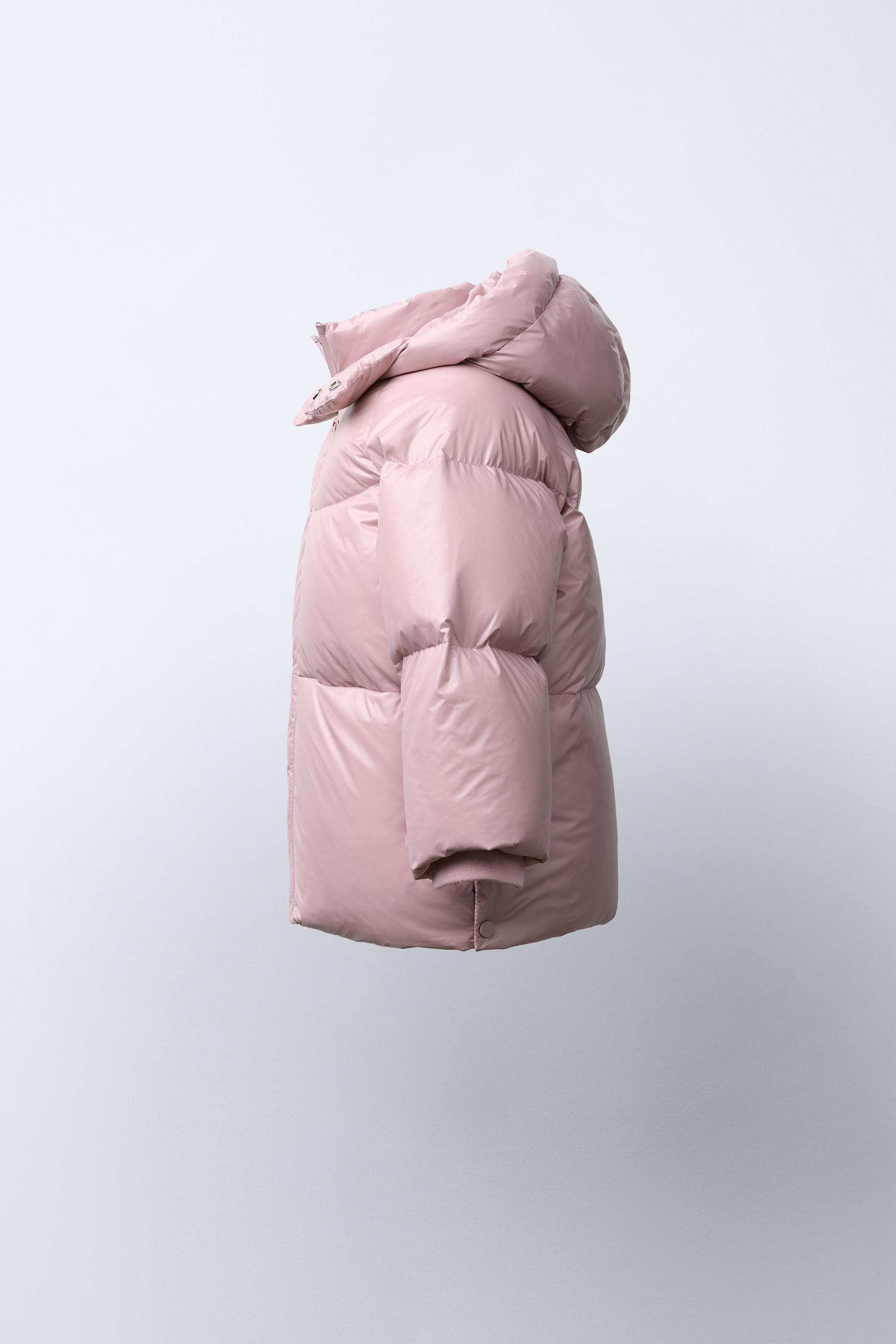 WATER REPELLENT AND WIND RESISTANT 50% FEATHER AND 50% DOWN PUFFER