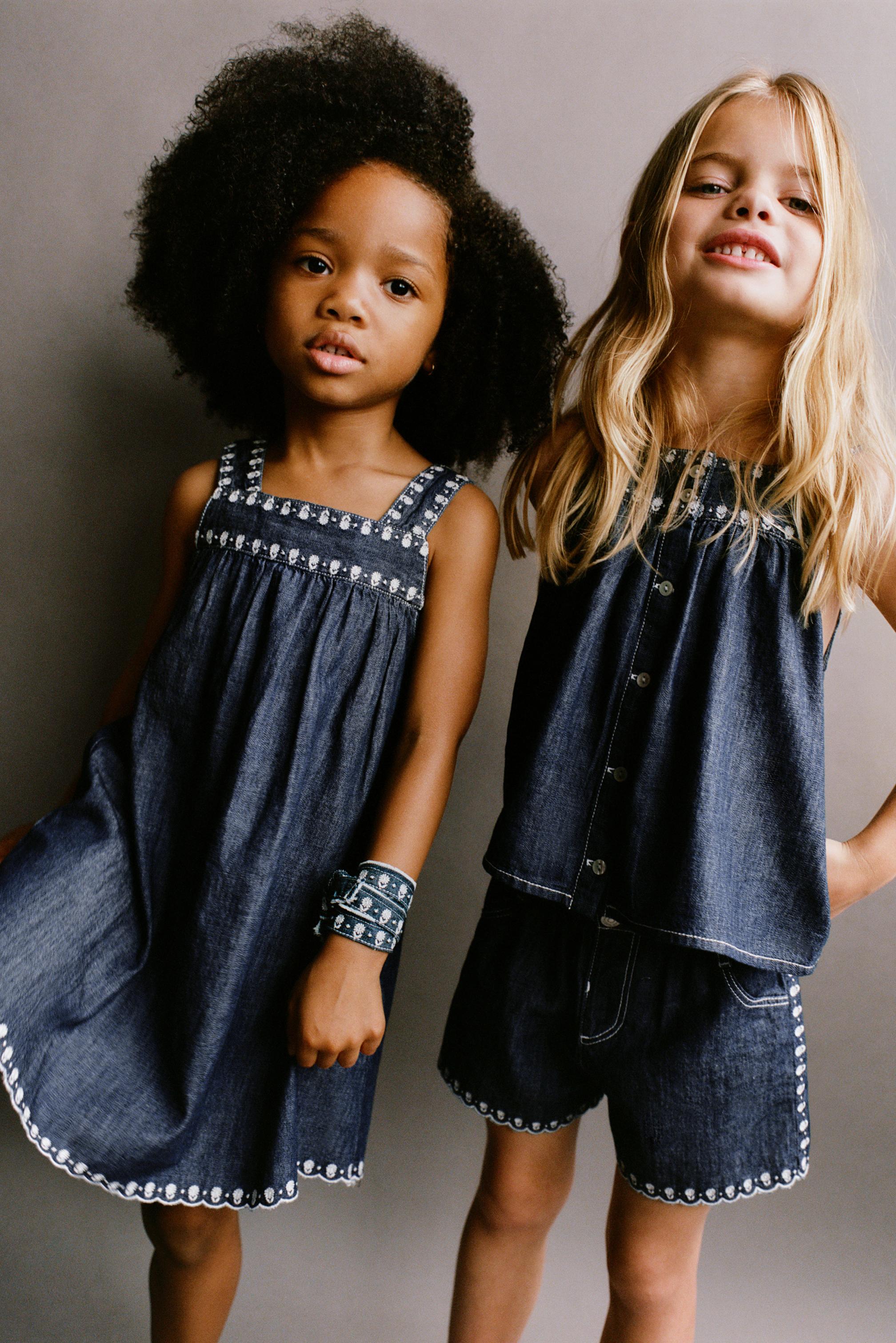 Zara FLORAL EMBROIDERED FLOWY DENIM TOP