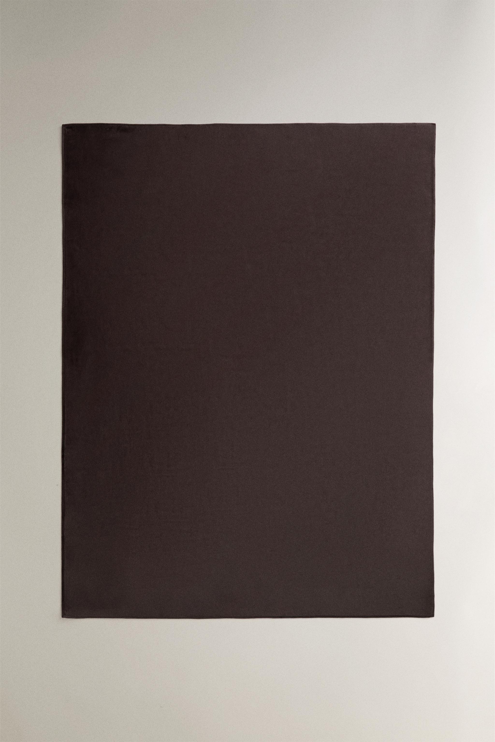 PLAIN FAUX FUR BLANKET — Brown