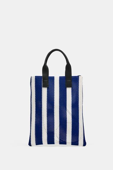 BOLSO MINI SHOPPER EFECTO CALADO - Azul de Zara