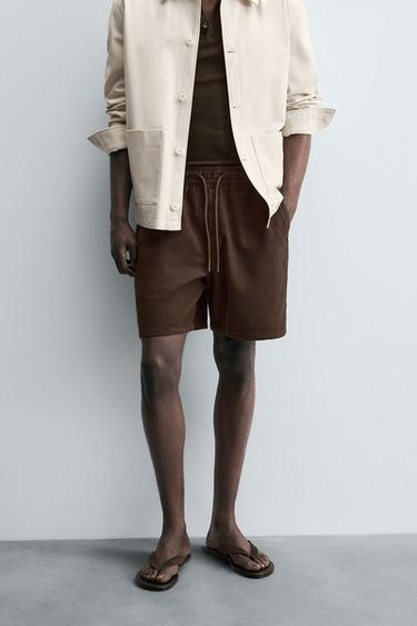 Zara REGULAR FIT TEXTURED SHORTS - Brown