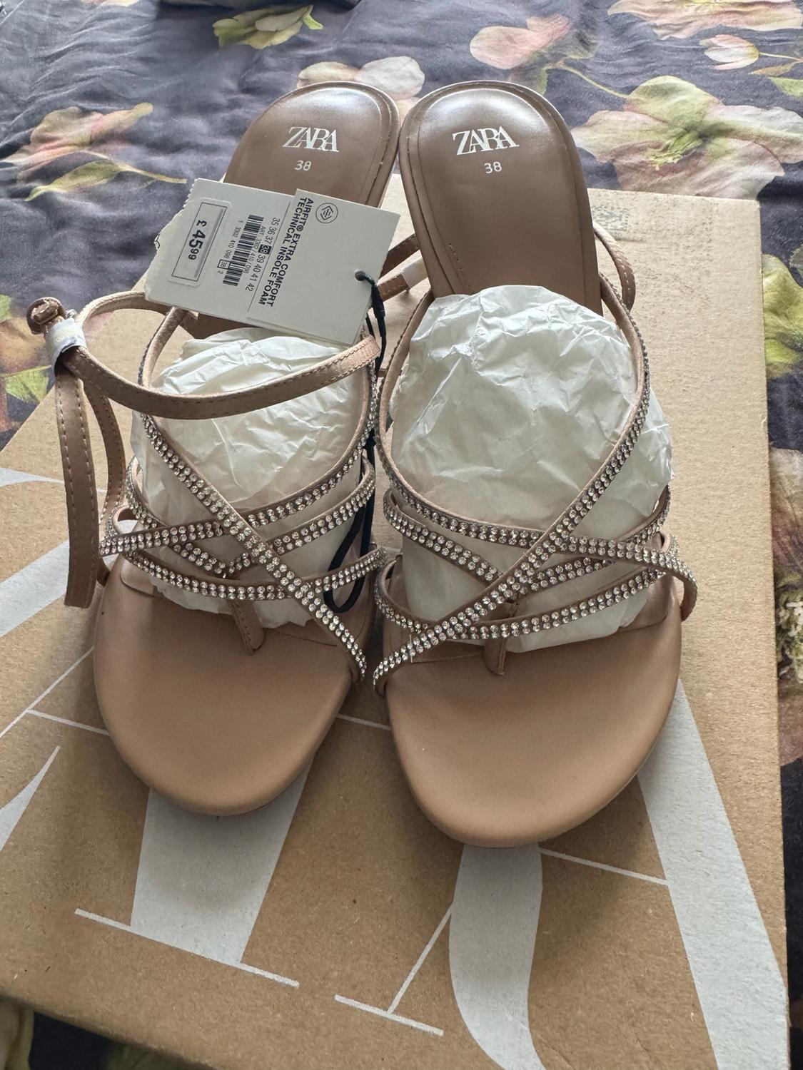 SHIMMER SANDALS - Image 2