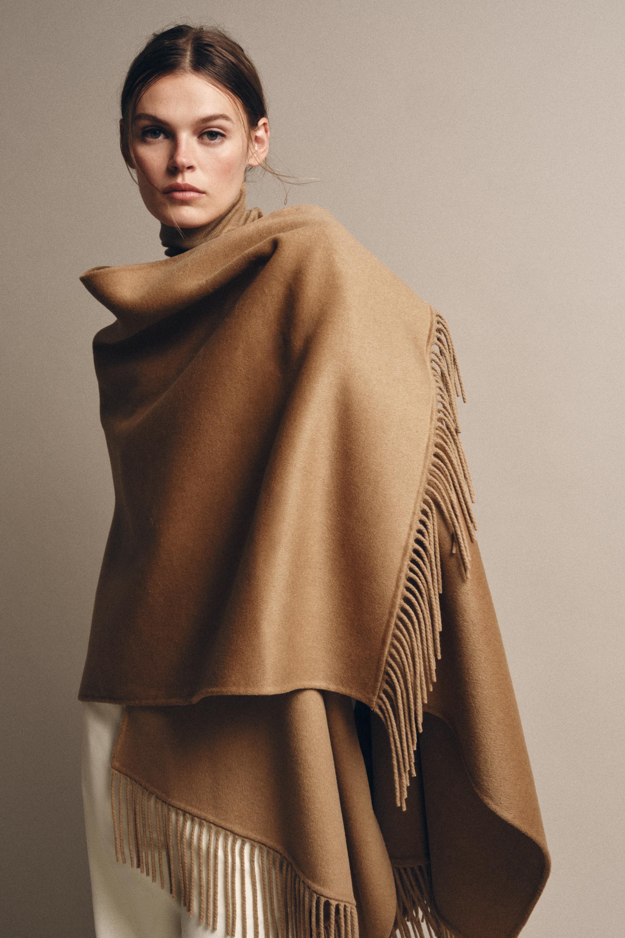 【新作・新品】ZARA ZW COLLECTION ウール混フリンジケープ ウールフリンジ付きロングケープ - ミディアムキャメル | ZARA