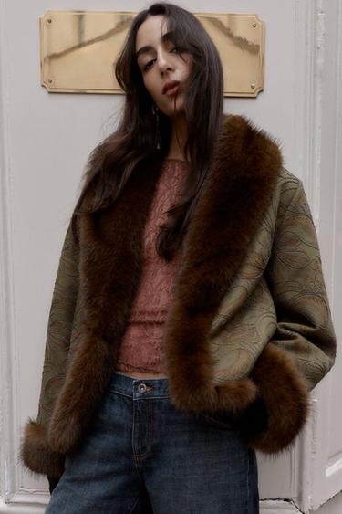 CHAQUETA DOBLE FAZ BORDADOS - Khaki oscuro de Zara