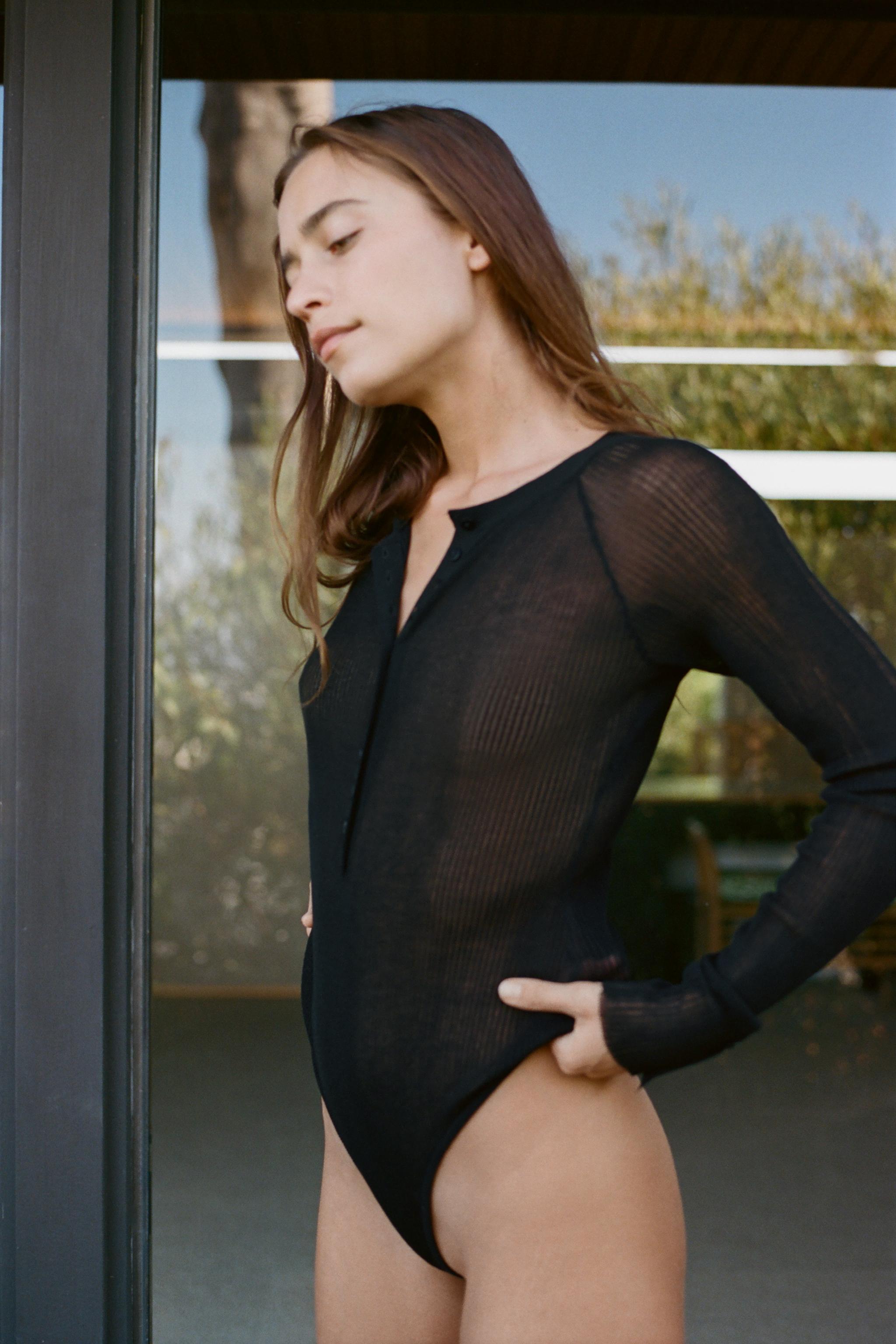 FINE KNIT BUTTON BODYSUIT