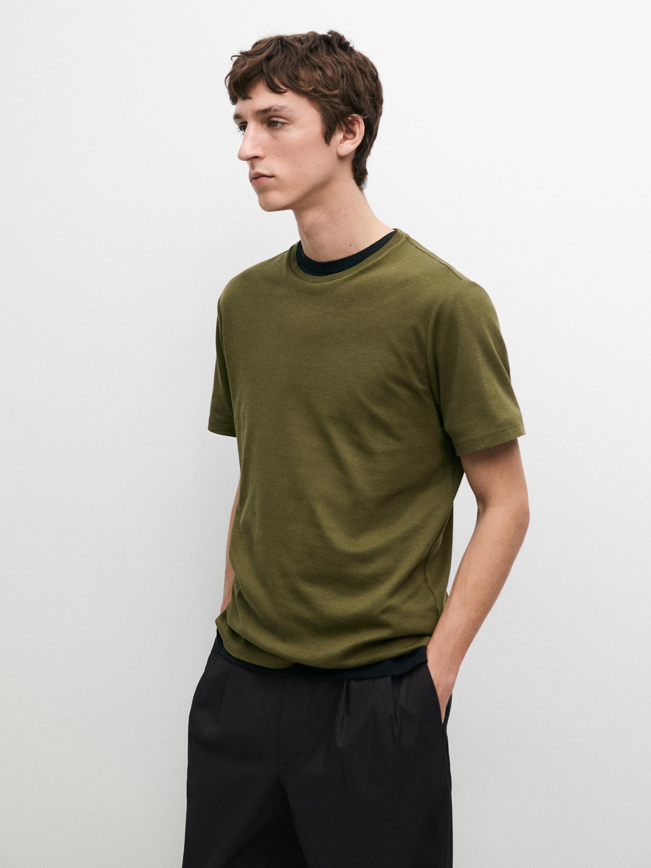 Short sleeve cotton blend T-shirt