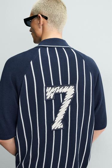 POLO EN MAILLE RAYÉ AVEC BRODERIE ET PIÈCE - Bleu encre de Zara - Image 6