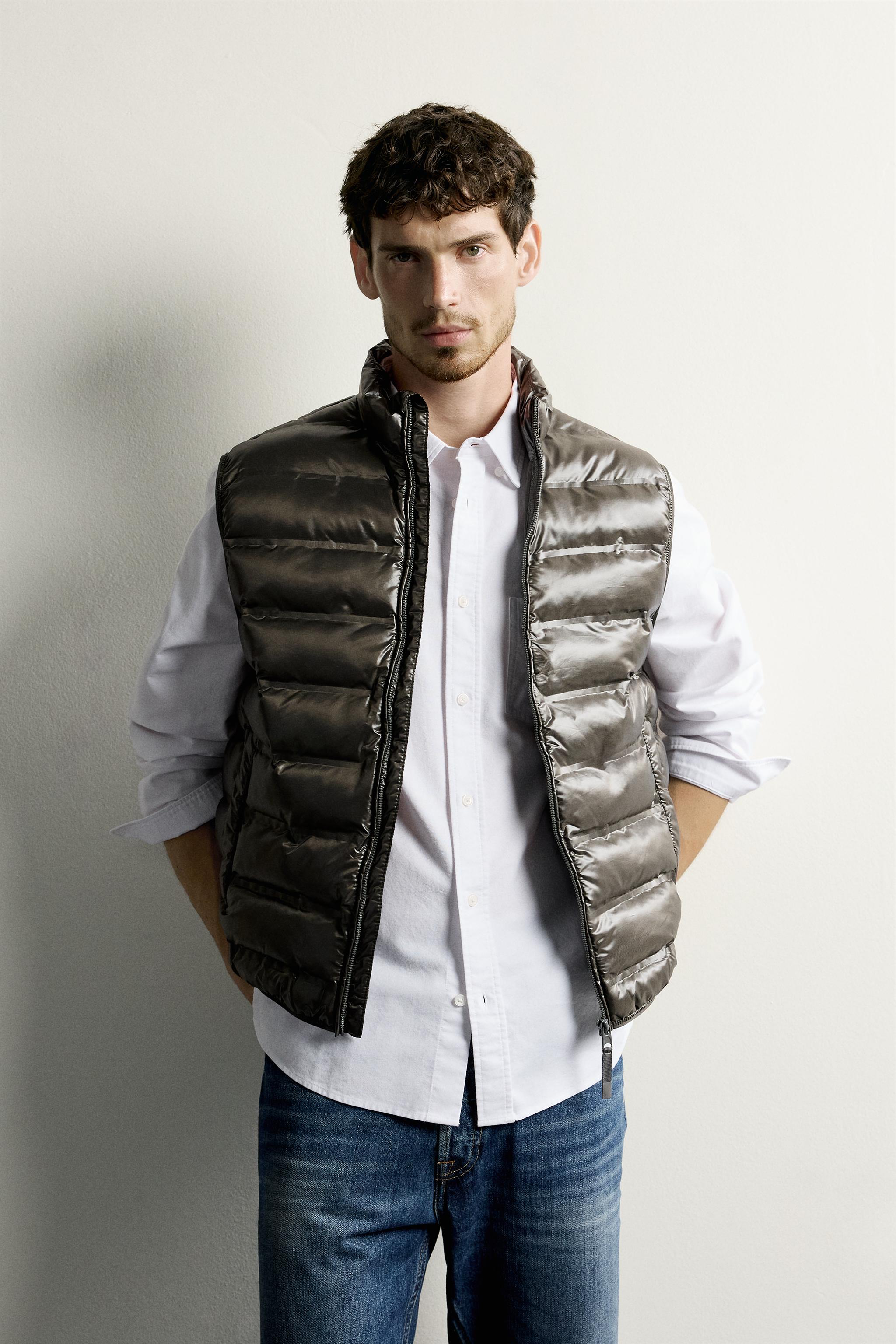 LIGHTWEIGHT WATER REPELLENT QUILTED VEST — Khaki (alternate view)