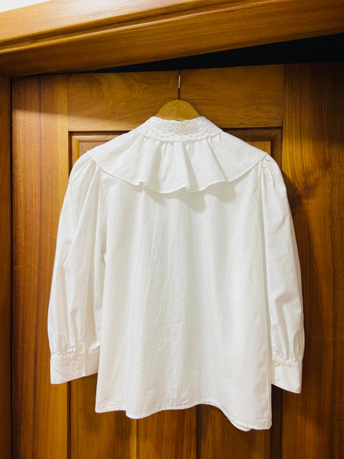 EMBROIDERED RUFFLED TOP - Image 3