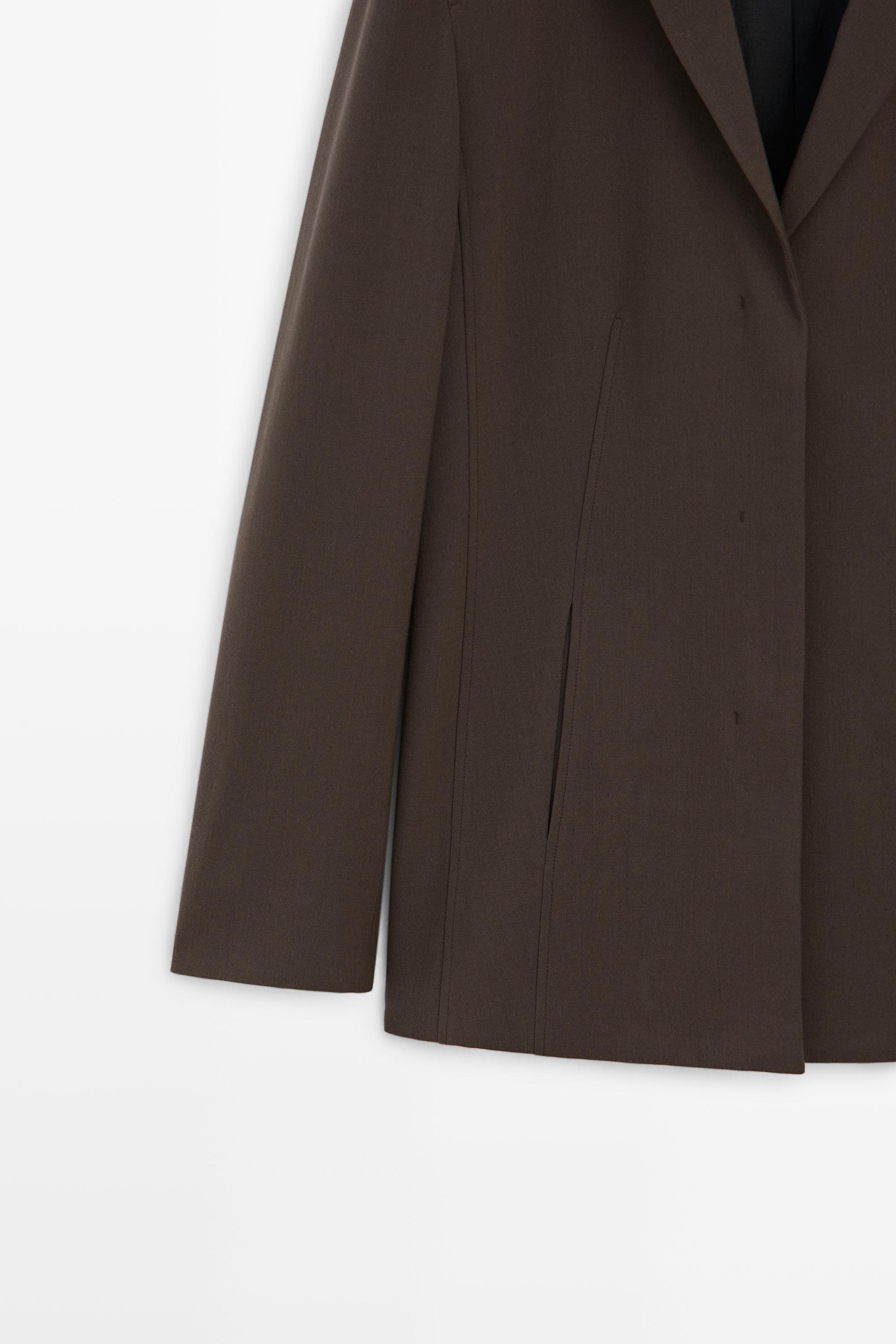 Fluid wool-blend blazer