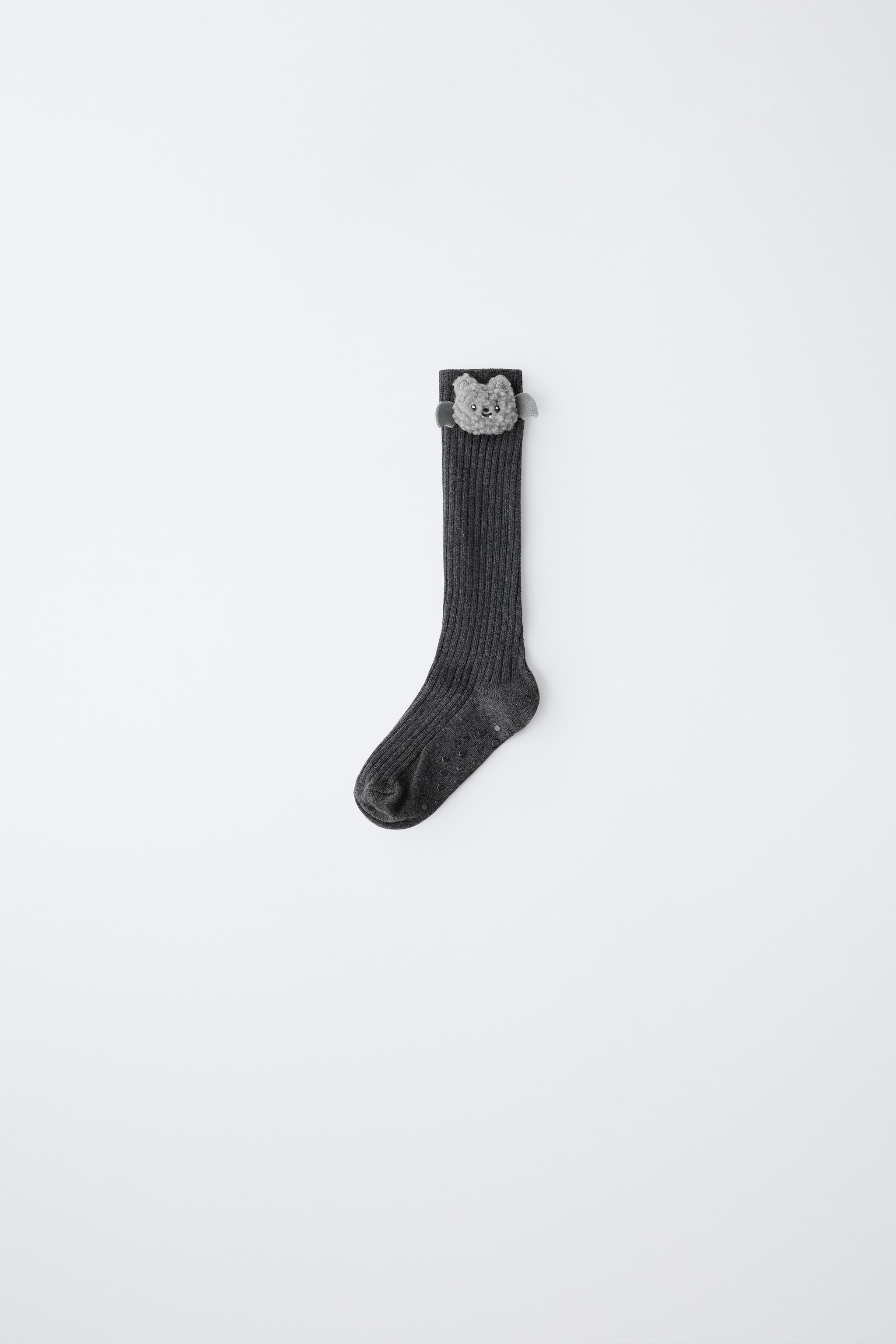 RIBBED KNEE-HIGH SOCKS WITH APPLIQUÉ