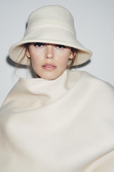 Zara WOOL BLEND STRUCTURE HAT - Ecru - Image 0
