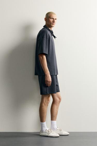 Zara INTERLOCK RELAXED FIT JOGGER BERMUDA SHORTS - Deep blue