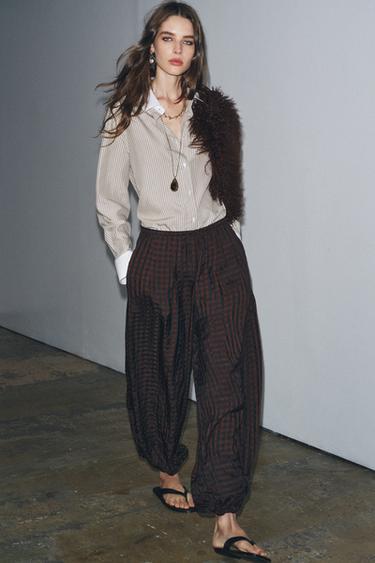 PANTALÓN BOMBACHO CUADRO VICHY ZW COLLECTION - Burdeos oscuro de Zara