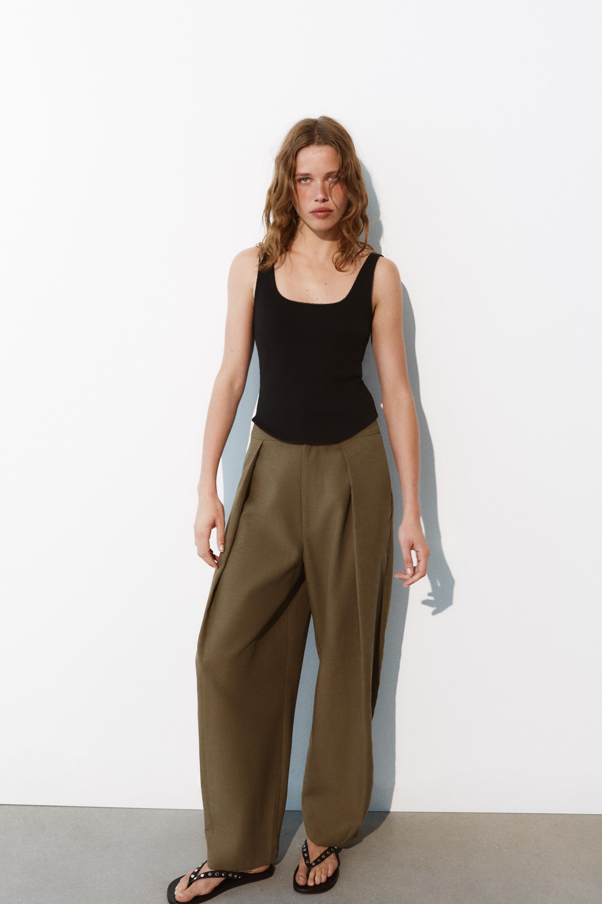 PLEATED BALLOON PANTS — brown vigore