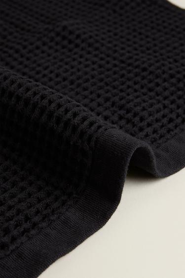SERVIETTE DE BAIN COTON WAFFLE - Noir de Zara - Image 4