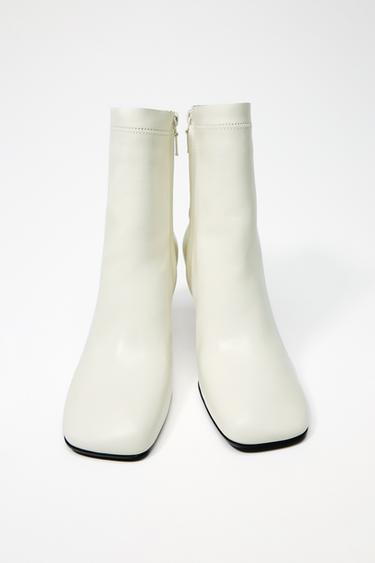 LEATHER ANKLE BOOTS WITH TOPSTITCHING - Ecru White by Zara