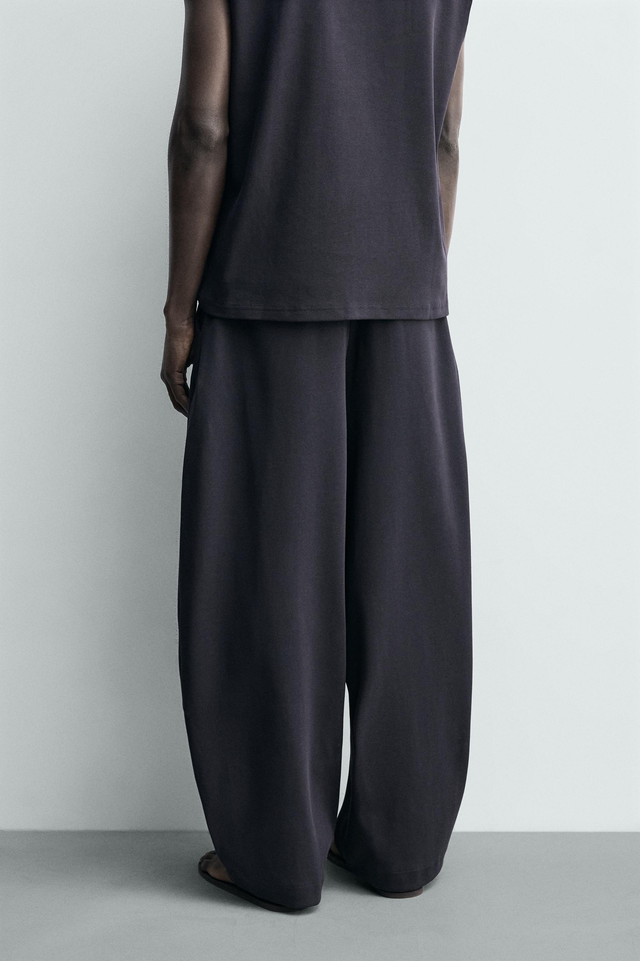 PANTALON JOGGER COUPE BALLON STRUCTURE CÔTELÉE