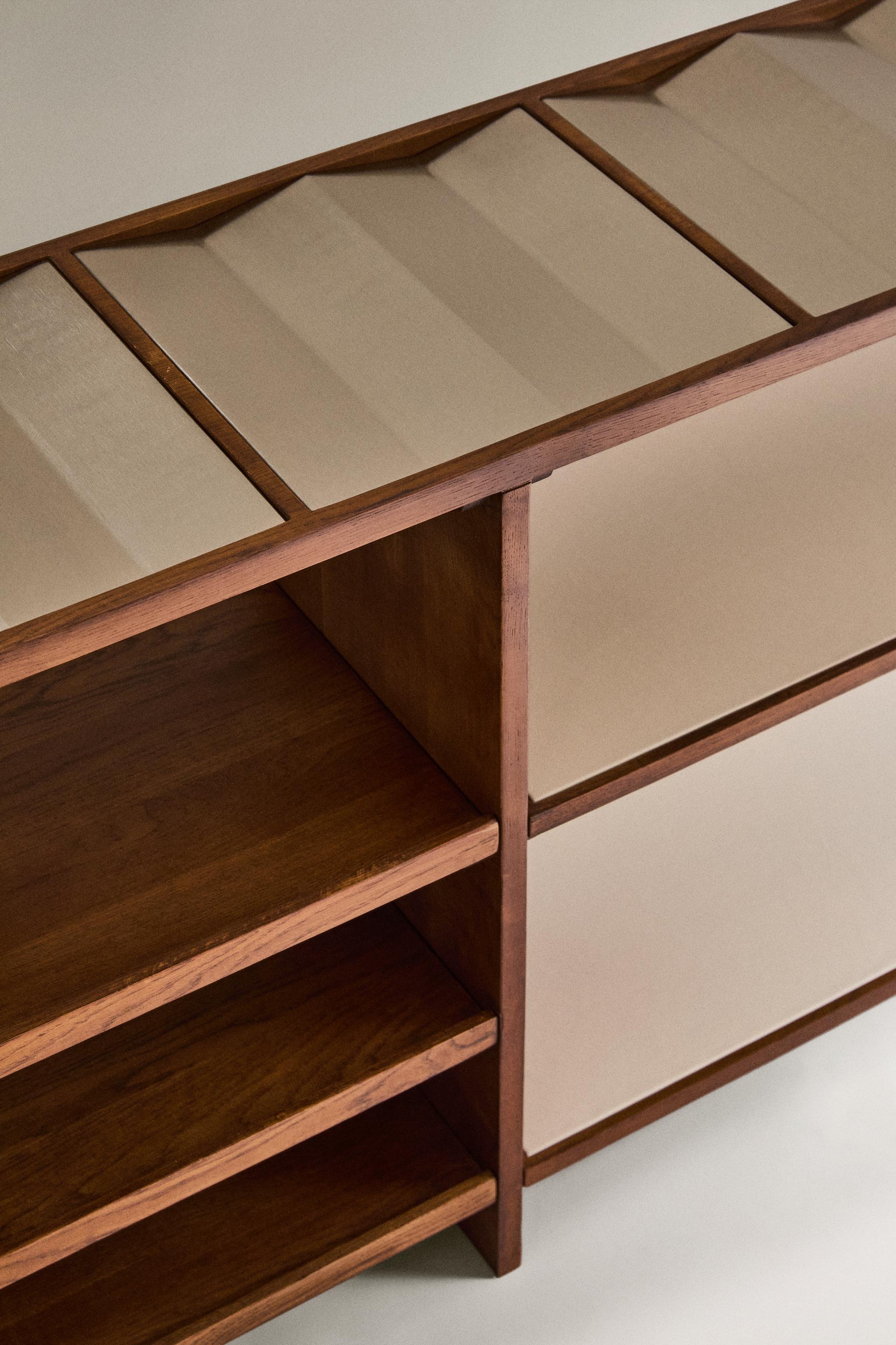 Zara LARGE STORAGE UNIT AND DUMBBELL RACK — фото 3