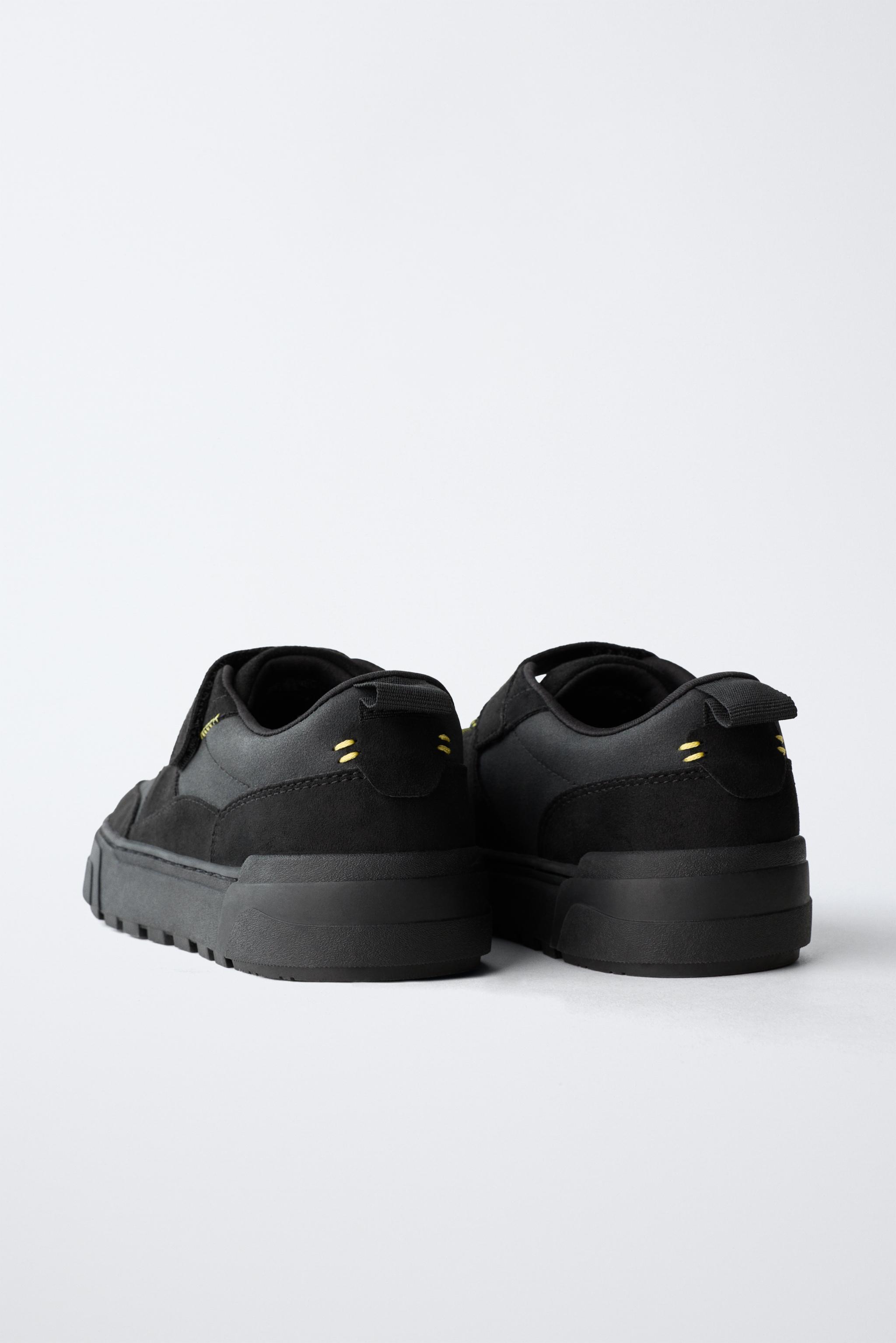 CHUNKY SNEAKERS